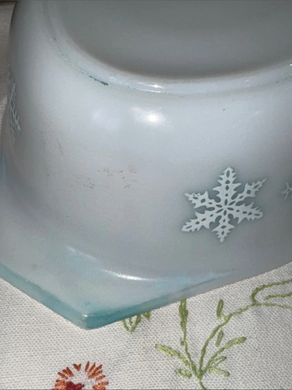 Pyrex White Casserole Dish with Light Blue Snowflake Pattern